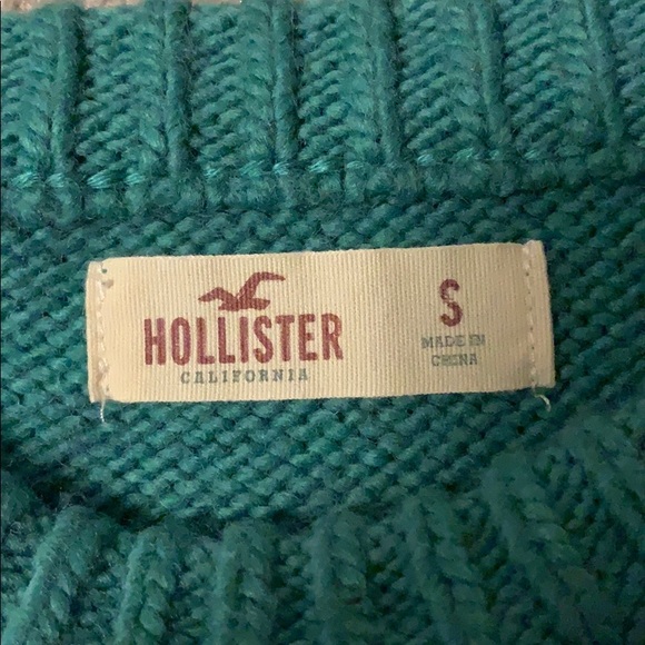 Hollister sweater - Picture 3 of 3